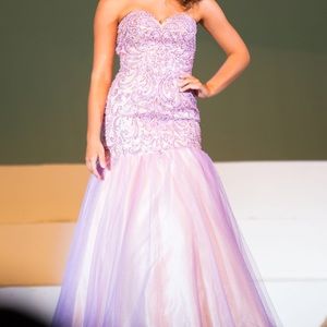 Tony Bowls Le Gala #115528